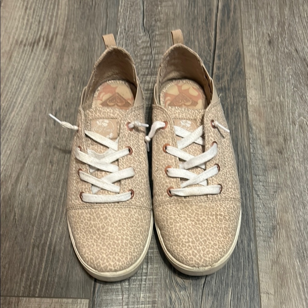 Roxy tan leopard print slip on tennis shoes